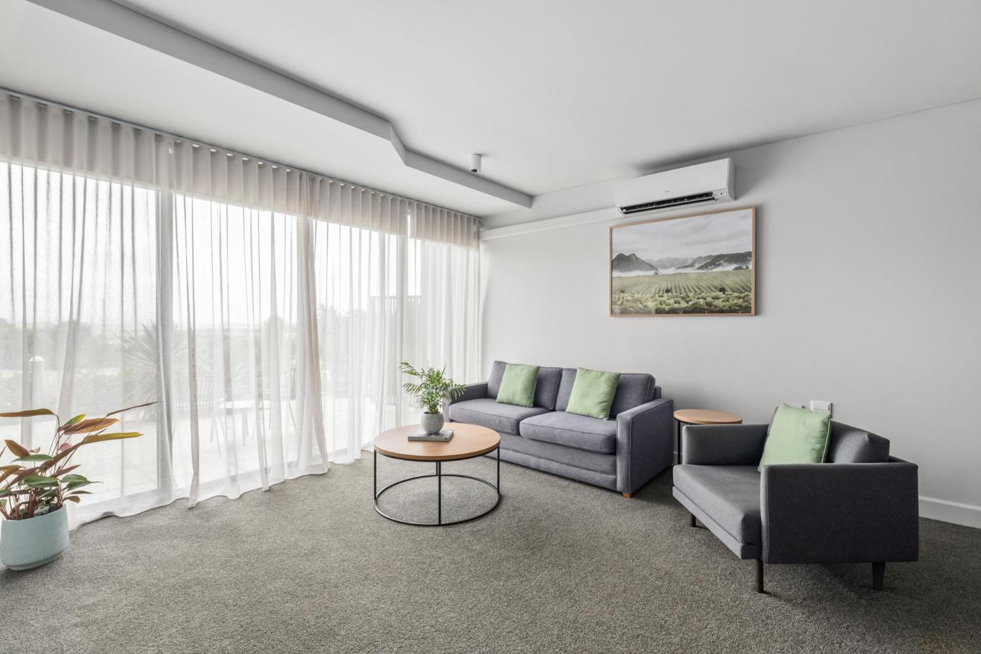 Balgownie Estate Yarra Valley Yarra Glen Exterior photo A living room with a split-type air conditioner