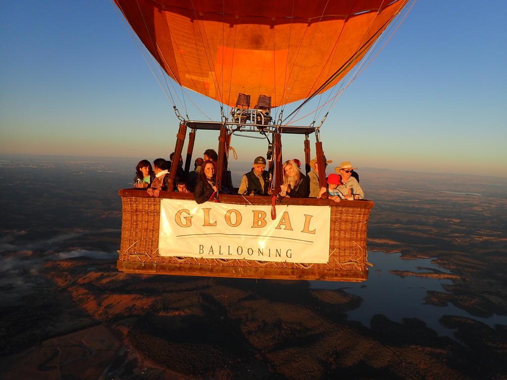 Balgownie Estate Yarra Valley Yarra Glen Exterior photo Global Balloon Adventures